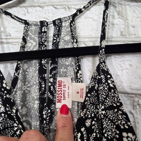 Mossimo Supply Co printed tank - Picture 6 of 11